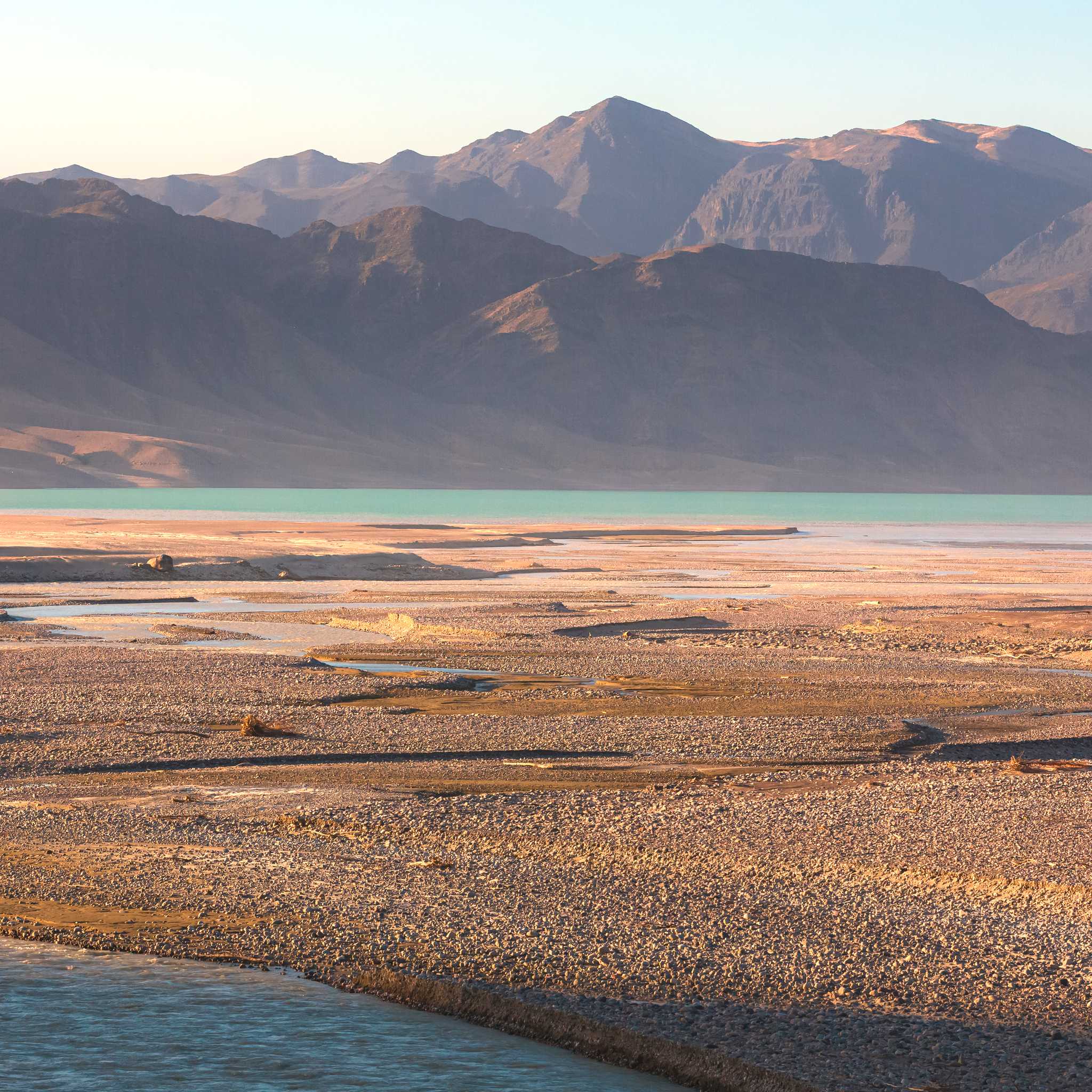 Private car transfers in Kazakhstan from Shelek