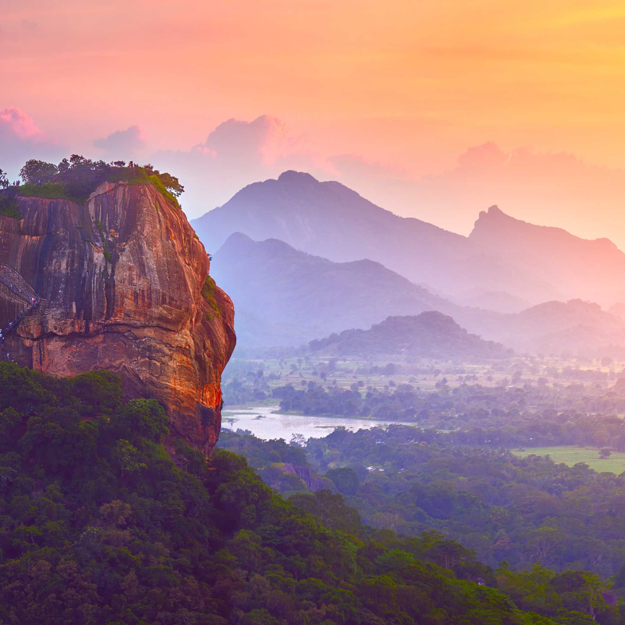Private car transfers in Sri Lanka from Sigiriya