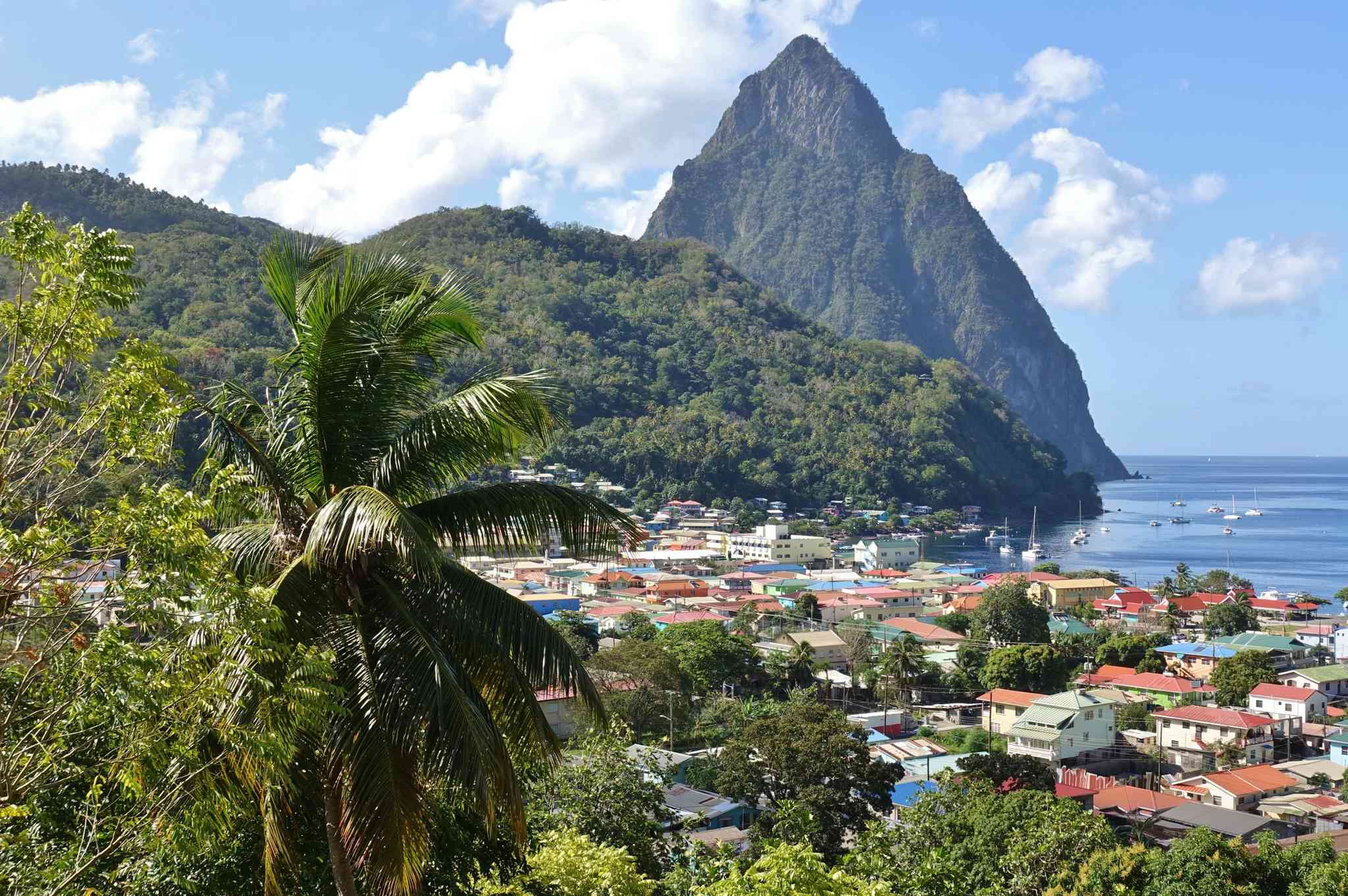 Scenic view of Soufriere - private day trip from Castries - photo 1