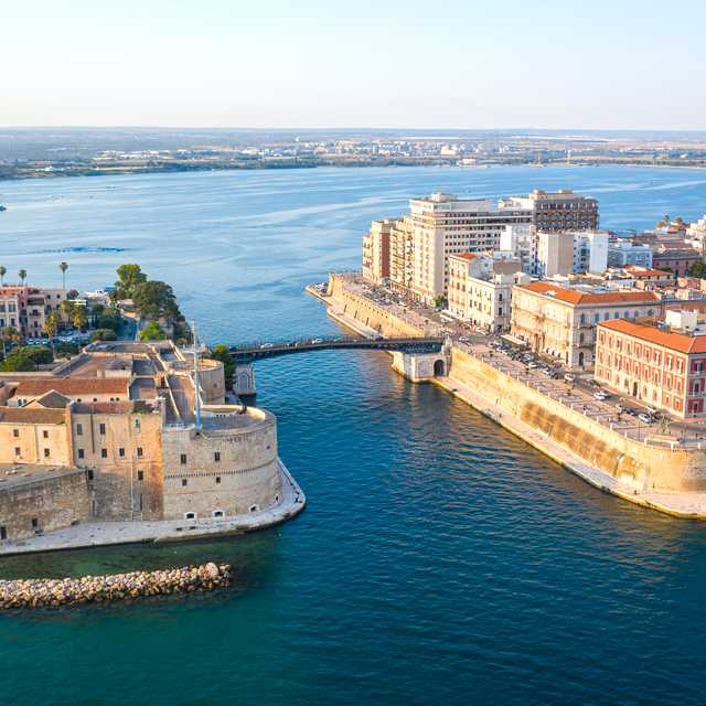 Lecce to Taranto: Private day trip