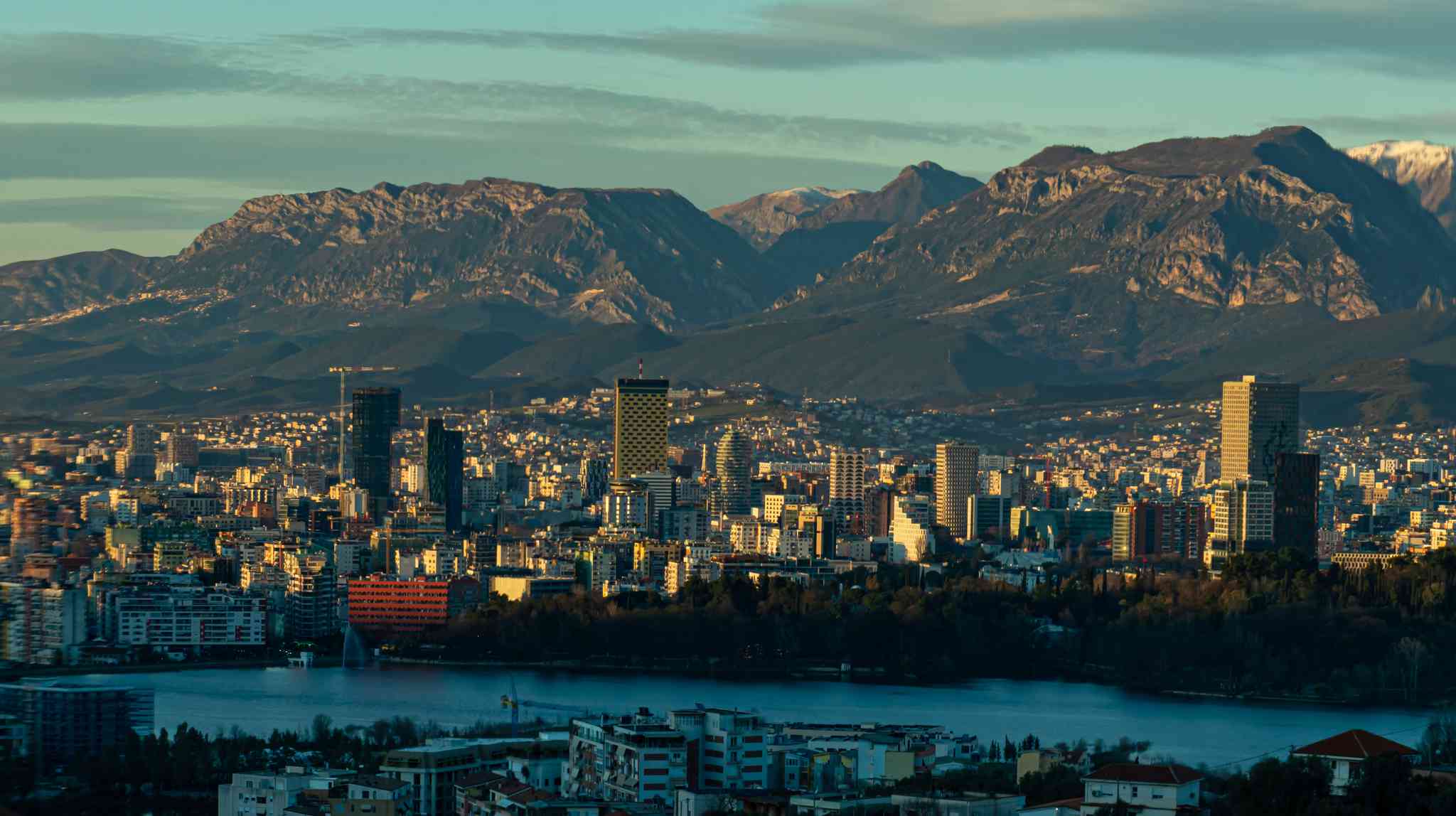 Vista panorámica de Tirana - excursión privada de un día desde Vlore - foto 5