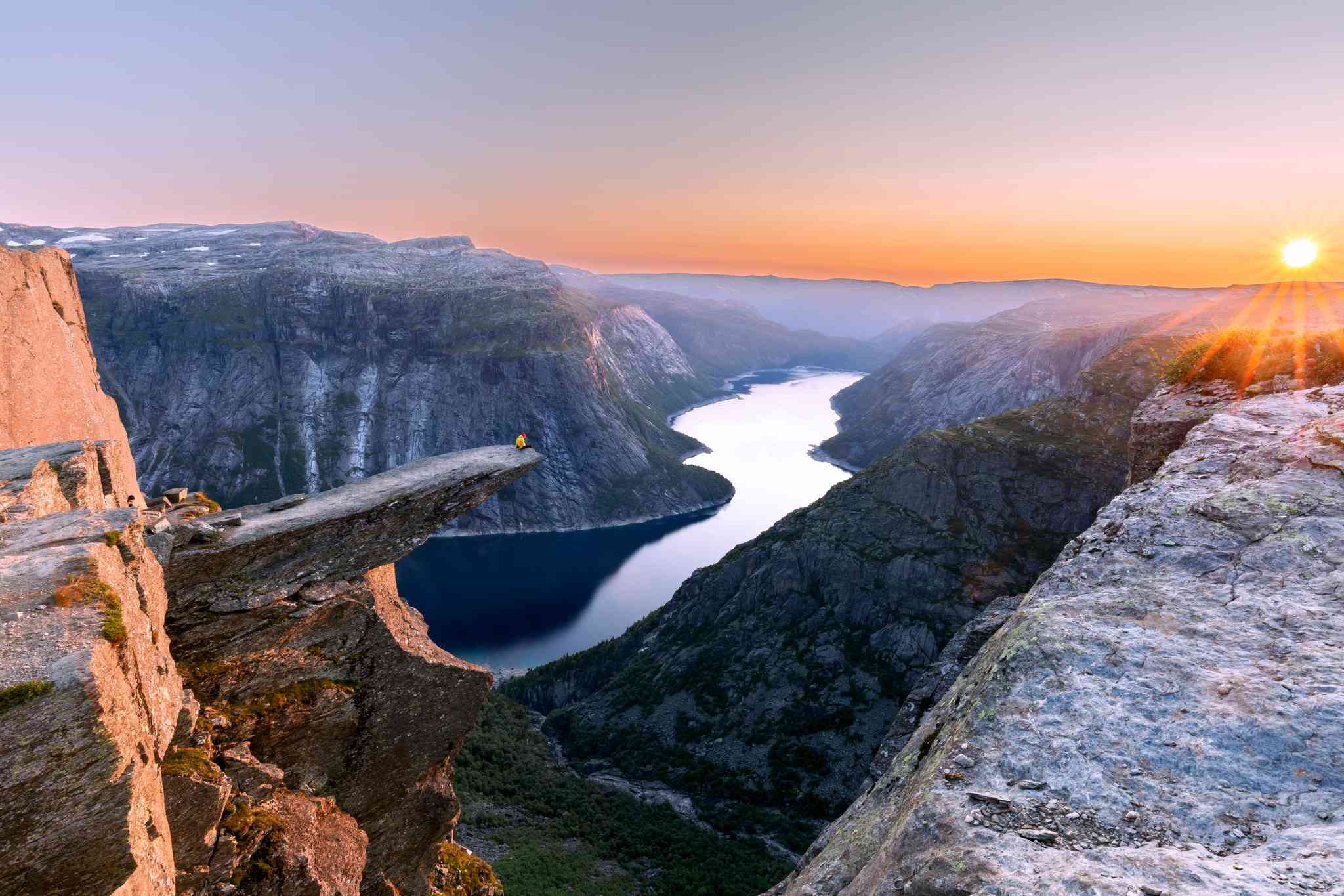 Scenic view of Trolltunga - private day trip from Oslo - photo 2