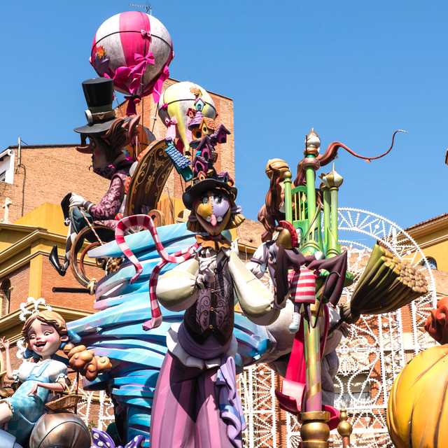 Alicante to Valencia Las Fallas carnival: Private Day Trip