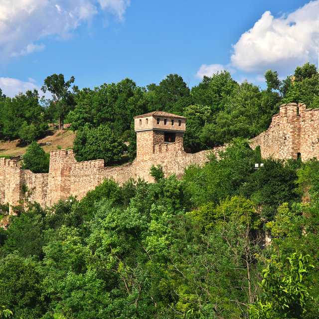Bucharest to Ivanovo Churches and Veliko Tarnovo: Day trip