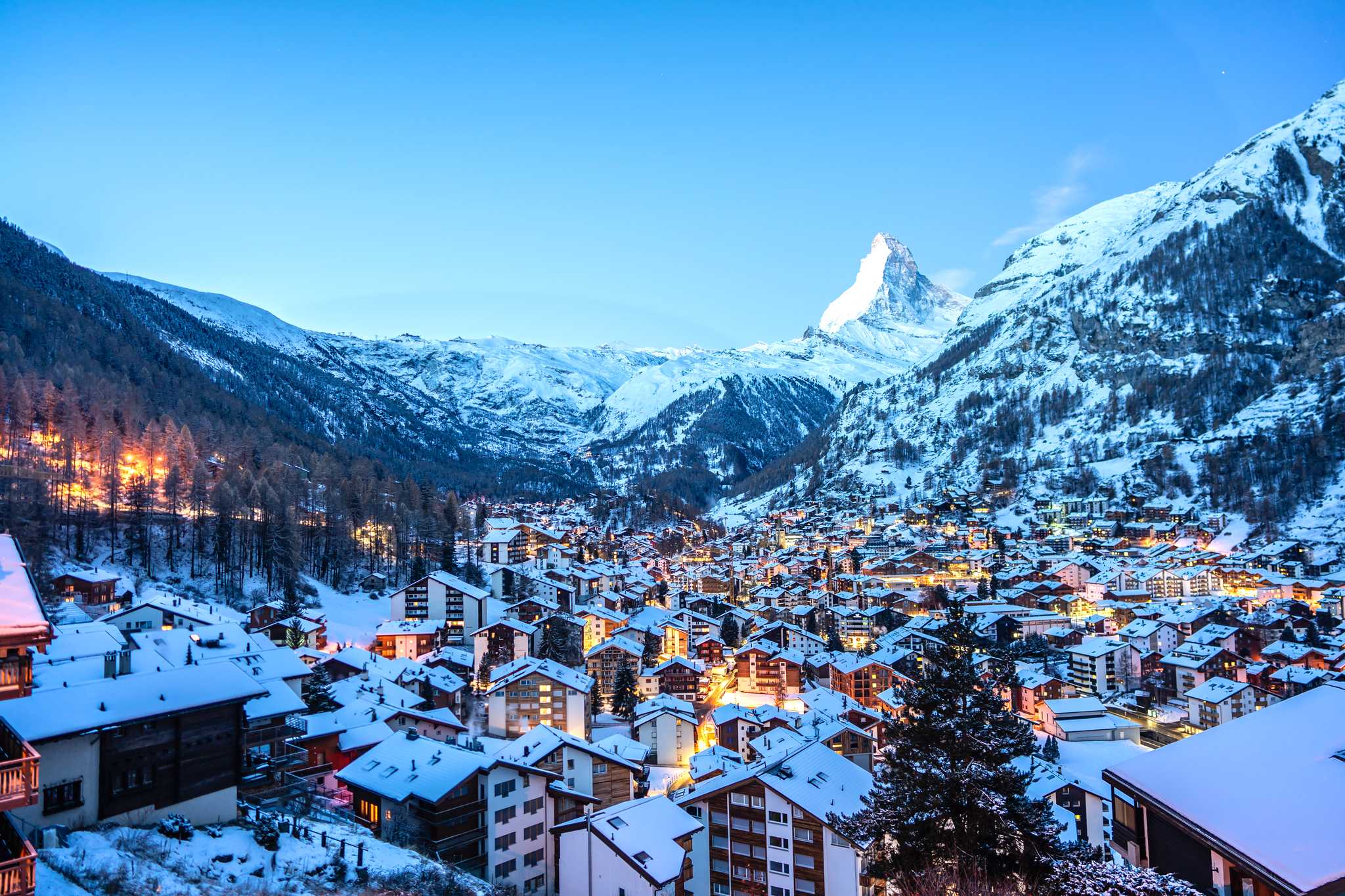 Malpensa Airport to Zermatt-Tasch station: Private day trip