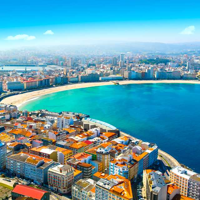 Santiago de Compostela to A Coruna and Fisterra: Day trip