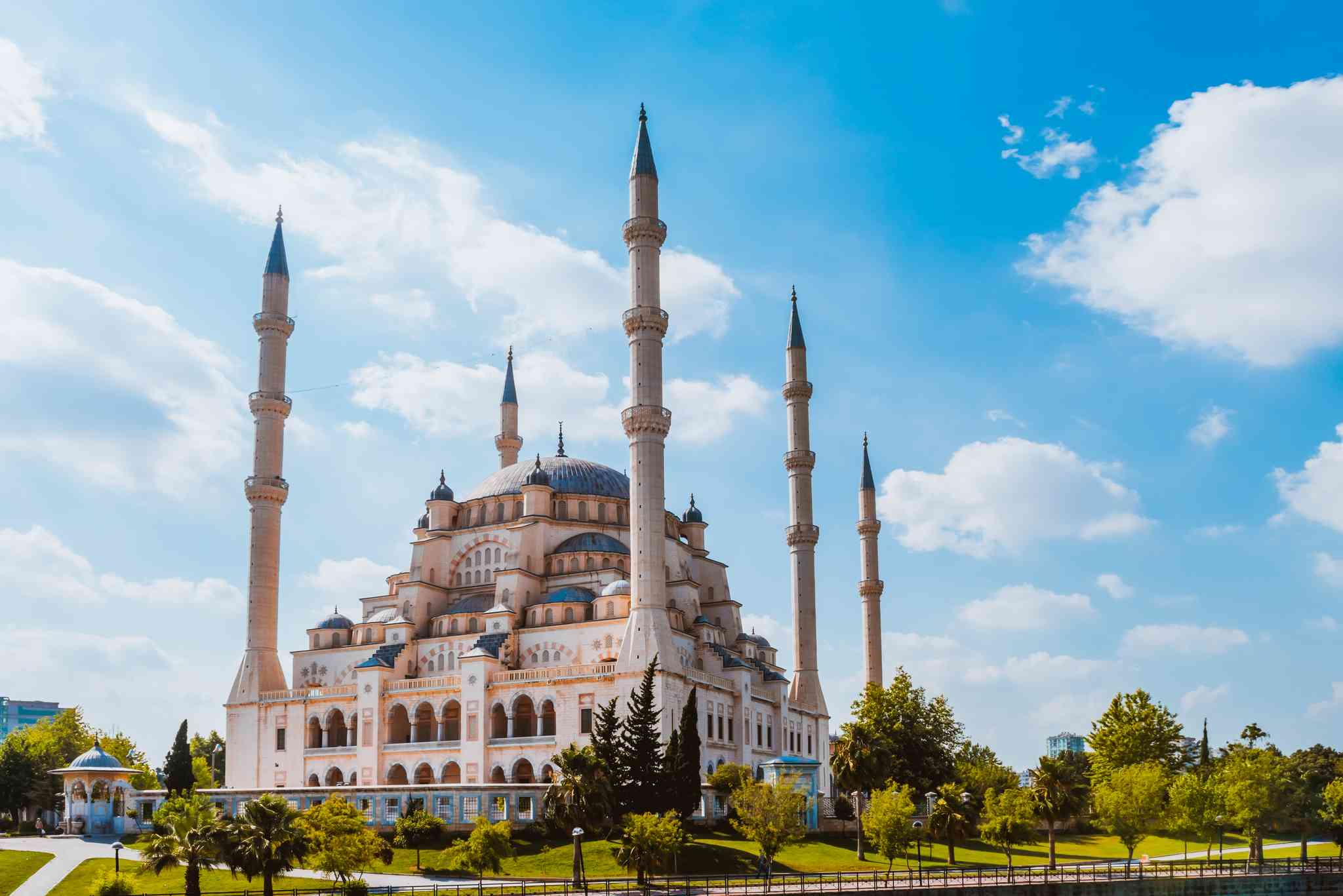 Scenic view of Antalya Airport - private day trip from Adana - photo 3