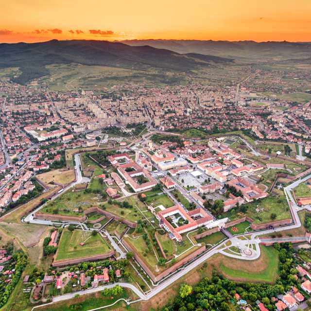 Sibiu to Alba Iulia: Private day trip