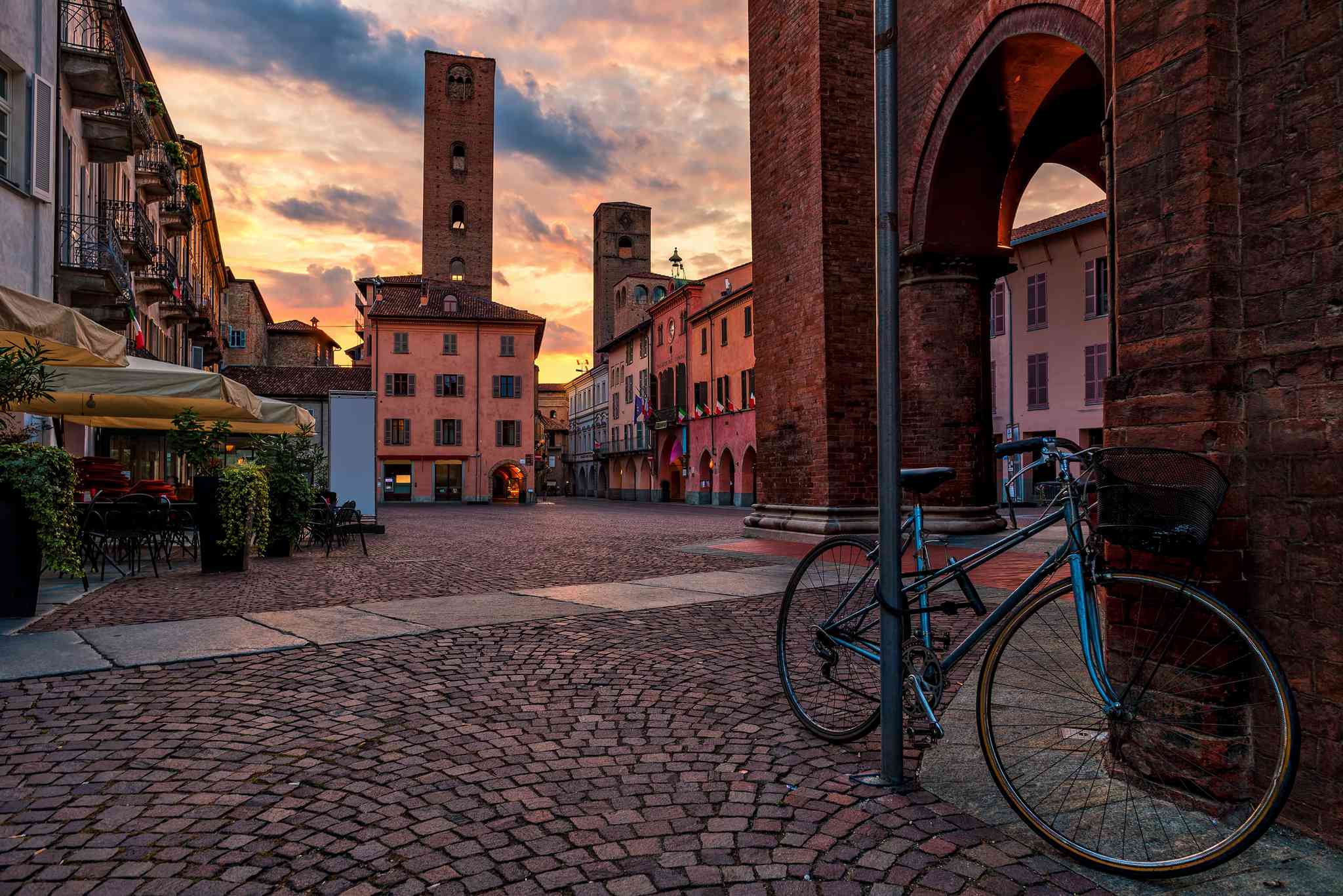 Scenic view of Alba - private day trip from Bologna - photo 3