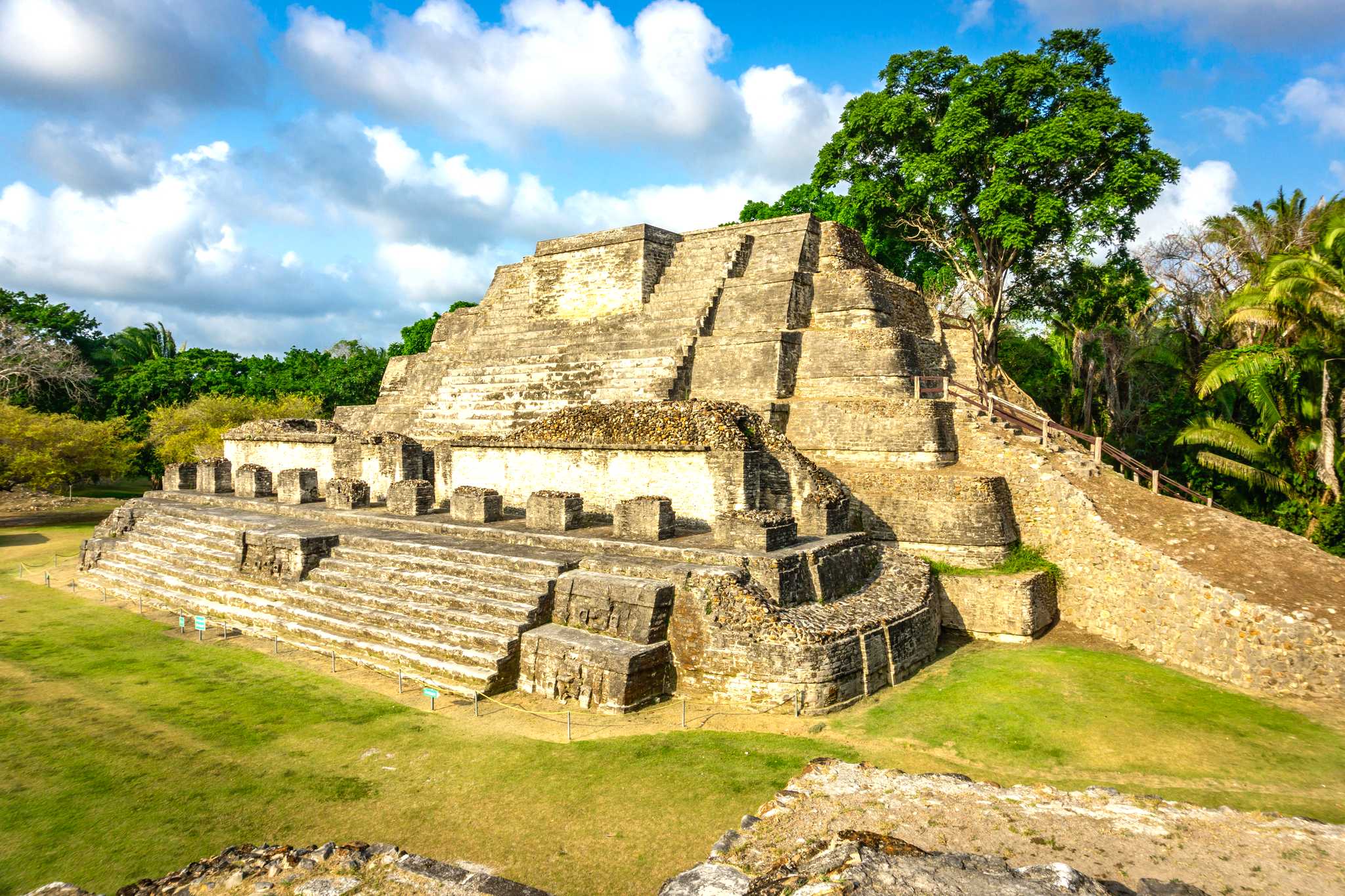 Belize City to Altun Ha and Lamanai: Private day trip