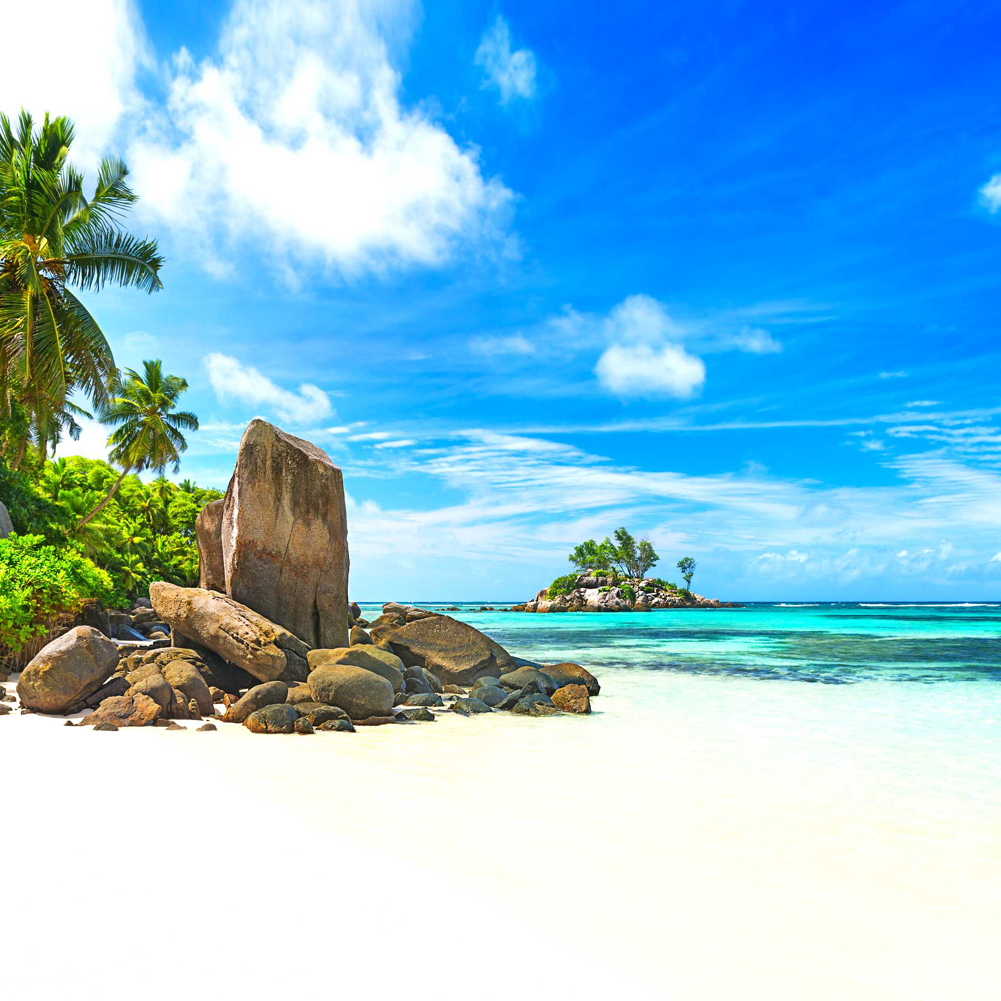 Private car transfers in Seychelles from Anse Royale