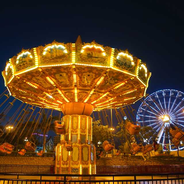 Nice to Antibes Land â Amusement Park: Private day trip
