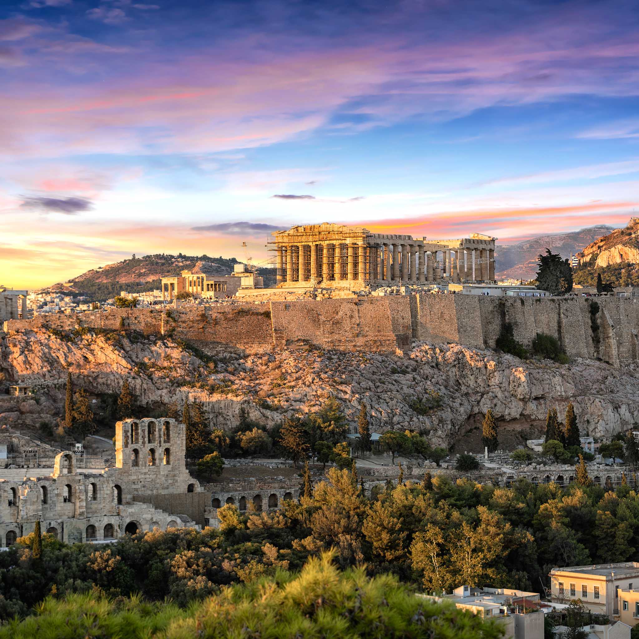 Private car transfers in Greece from Athens