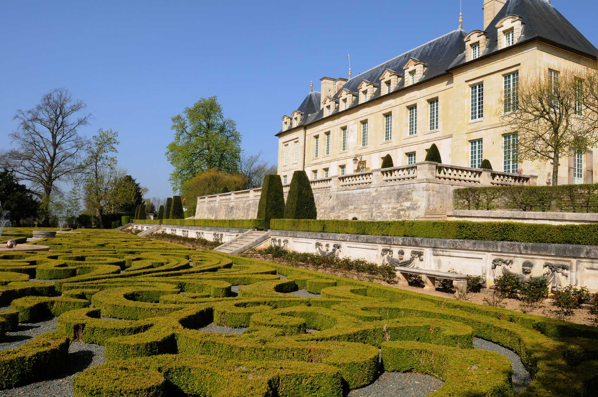Paris ์์ ์ถ๋ฐํ๋ ๊ฐ์ธ์ ์ธ ํ๋ฃจ ์ฌํ ์ค Auvers-sur-Oise ์ผ์ ์ ์ง