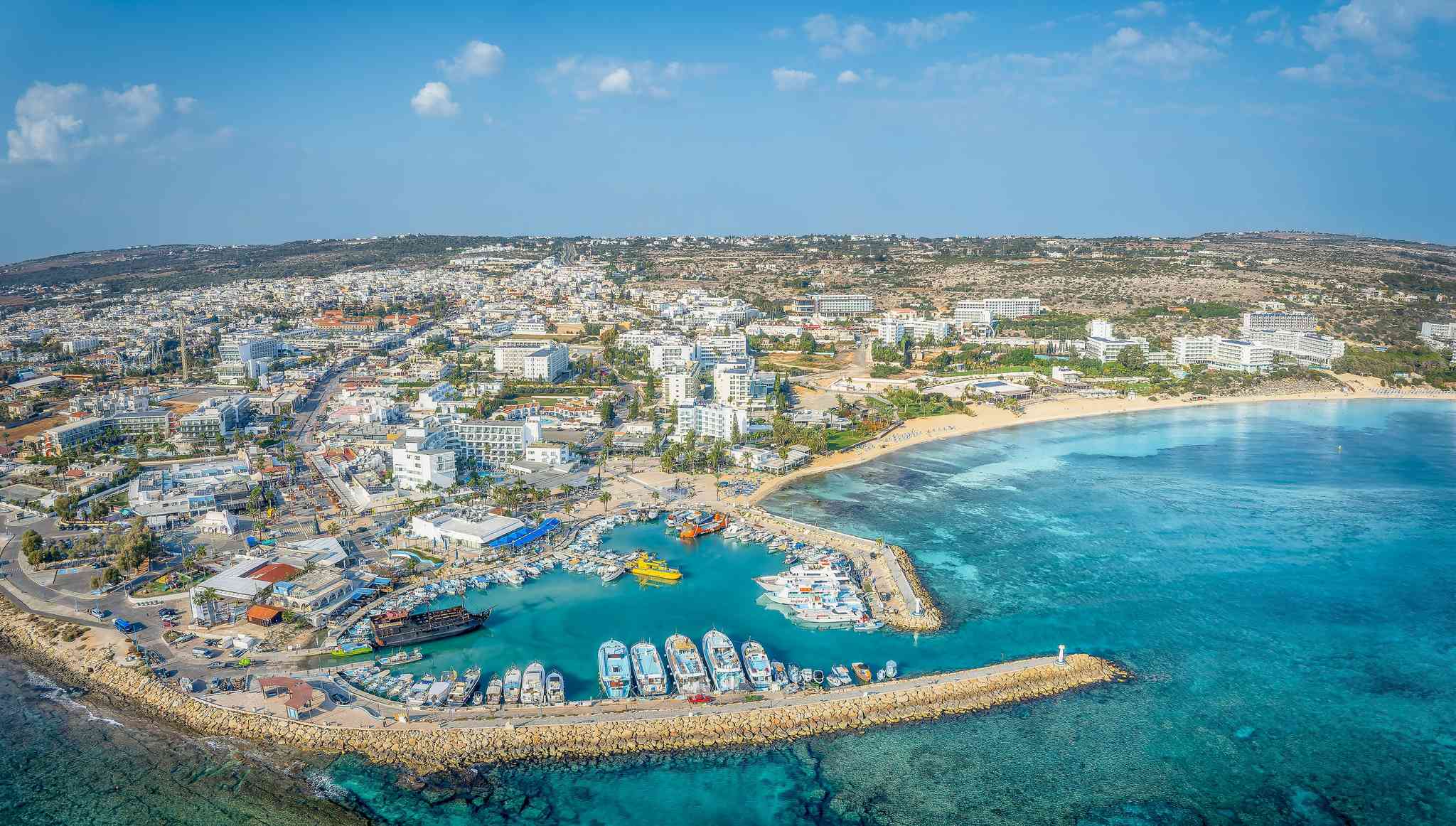Vista panorámica de Ayia Napa - excursión privada de un día desde Larnaca - foto 2