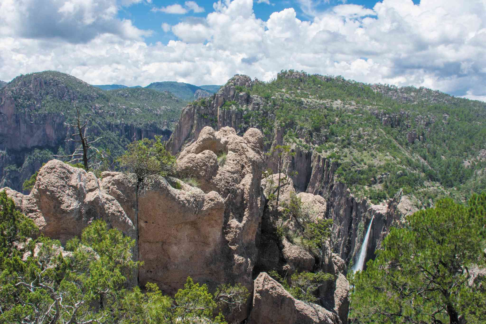 Scenic view of Basaseachic Falls National Park - private day trip from Chihuahua City - photo 2
