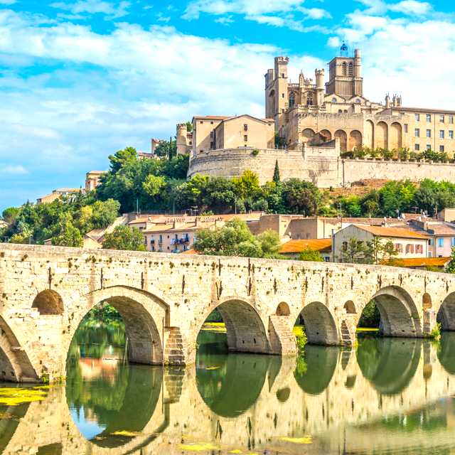 Montpellier to Sete and Beziers: Private day trip