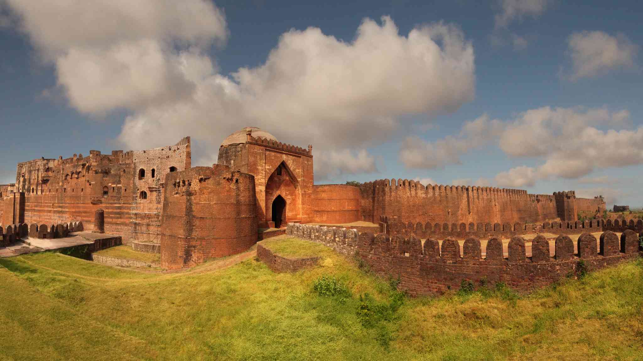 Scenic view of Hyderabad - private day trip from Bidar - photo 8