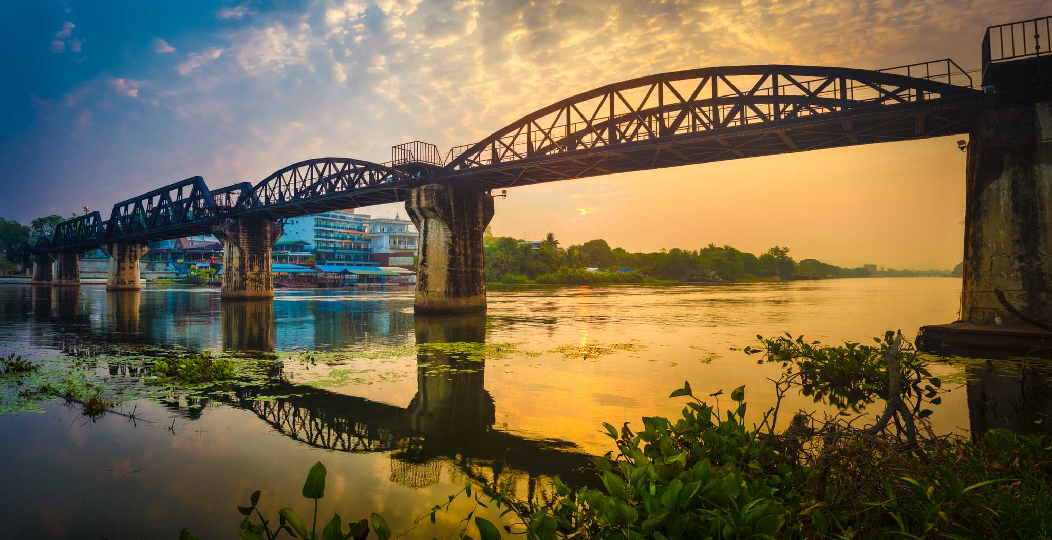 Resplan stopp vid Bridge on The River Kwai på privat dagsutflykt från Laem Chabang Port