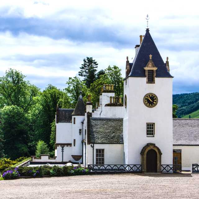 Glasgow to Rosslyn Chapel and Blair Castle: Day trip