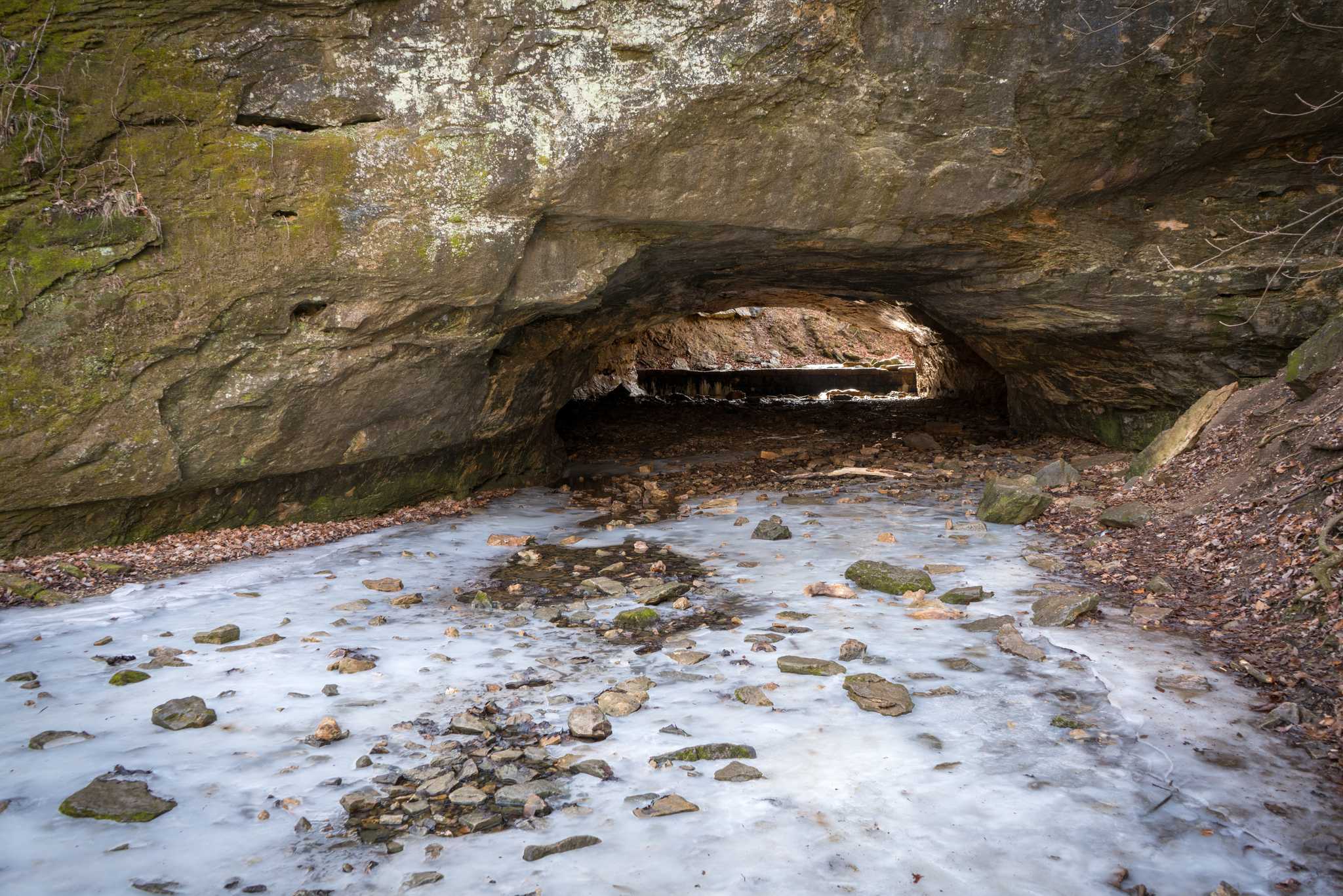 Visitez Boone's Cave Park sur le chemin de atlanta-ga-us à pittsburgh-pa-us avec Daytrip