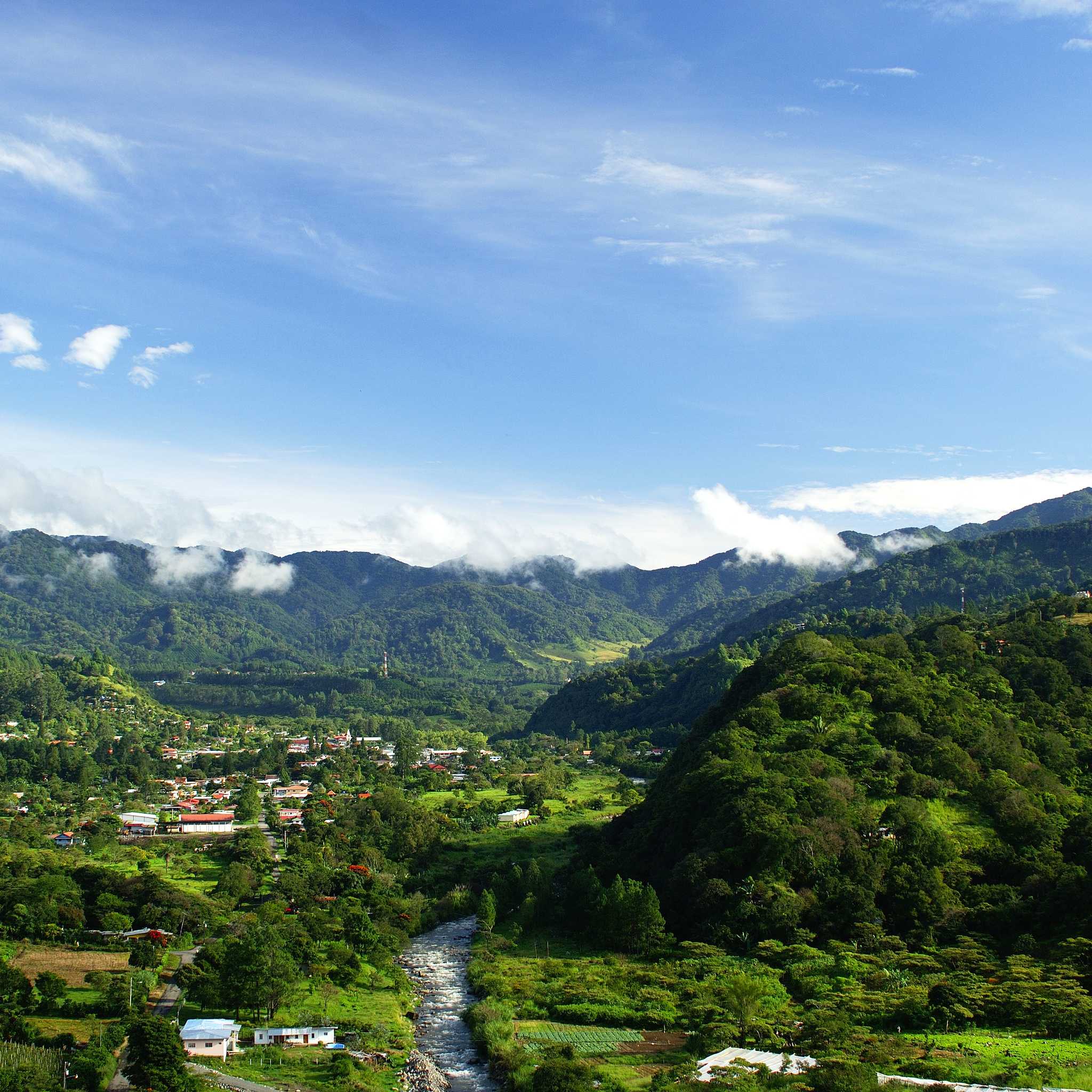 Private car transfers in Panama from Boquete