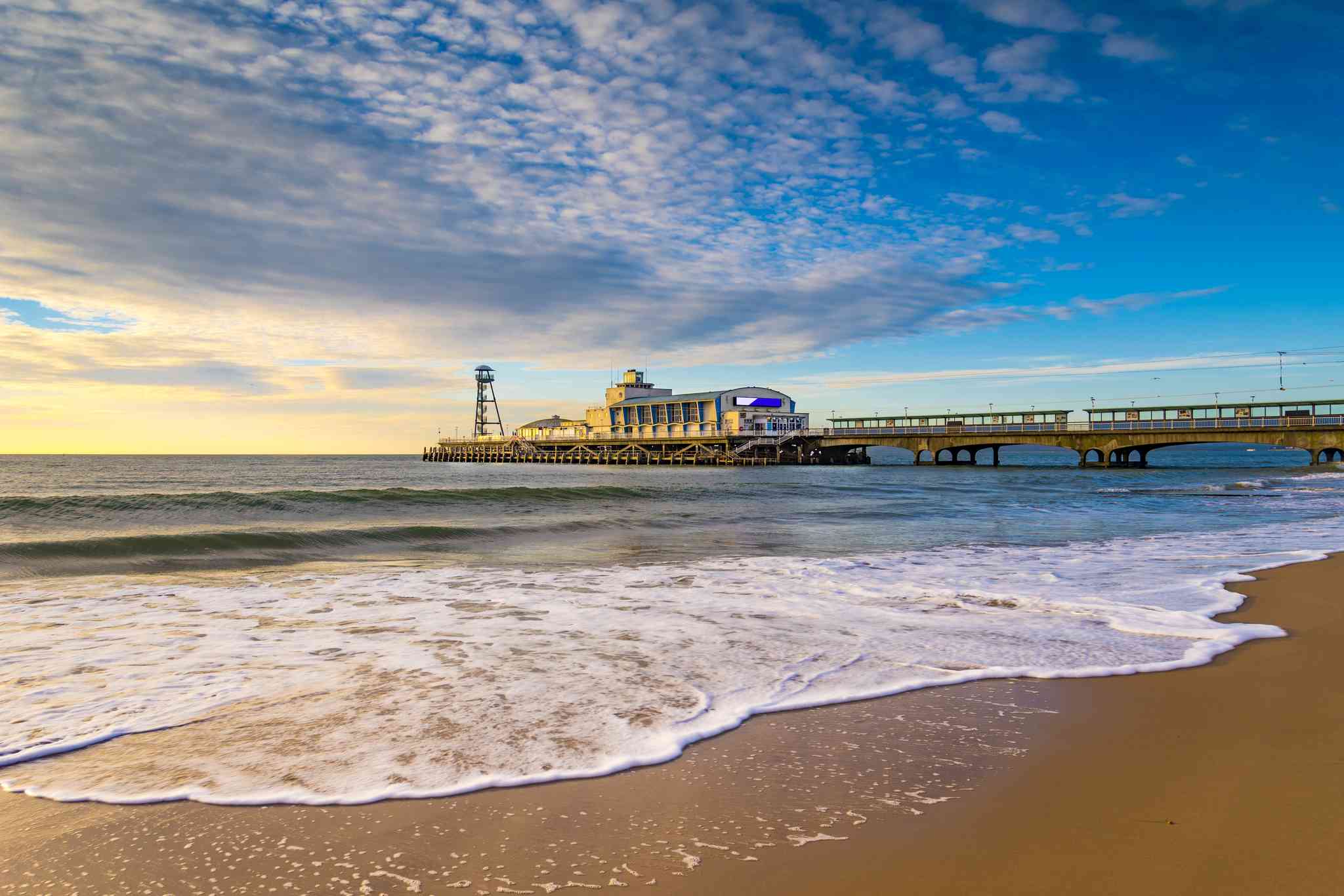 Scenic view of Bournemouth - private day trip from Southampton - photo 2