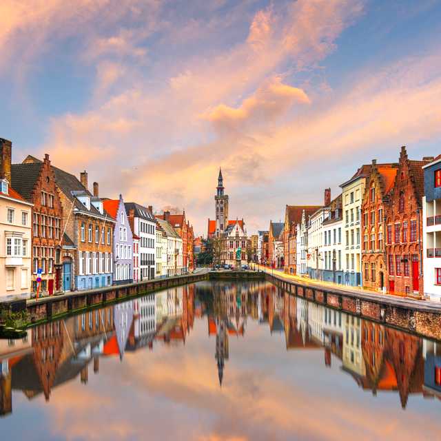 Antwerp to Bruges: Private day trip
