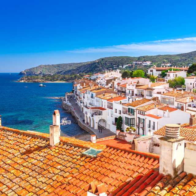 Barcelona to Figueres and Cadaques: Private day trip