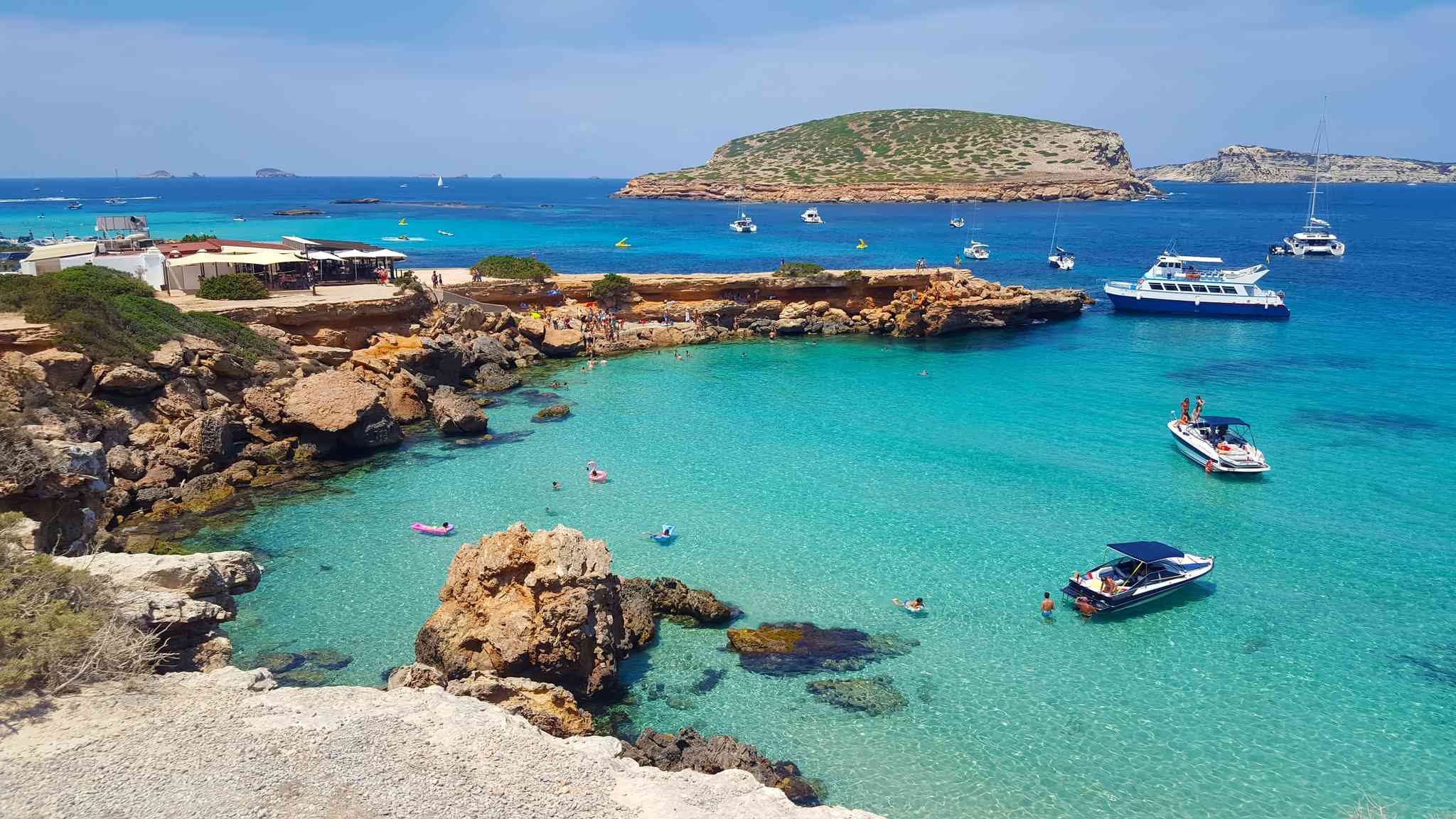 Vacker vy över Ibiza Town - privat dagsutflykt från Cala Comte - foto 6