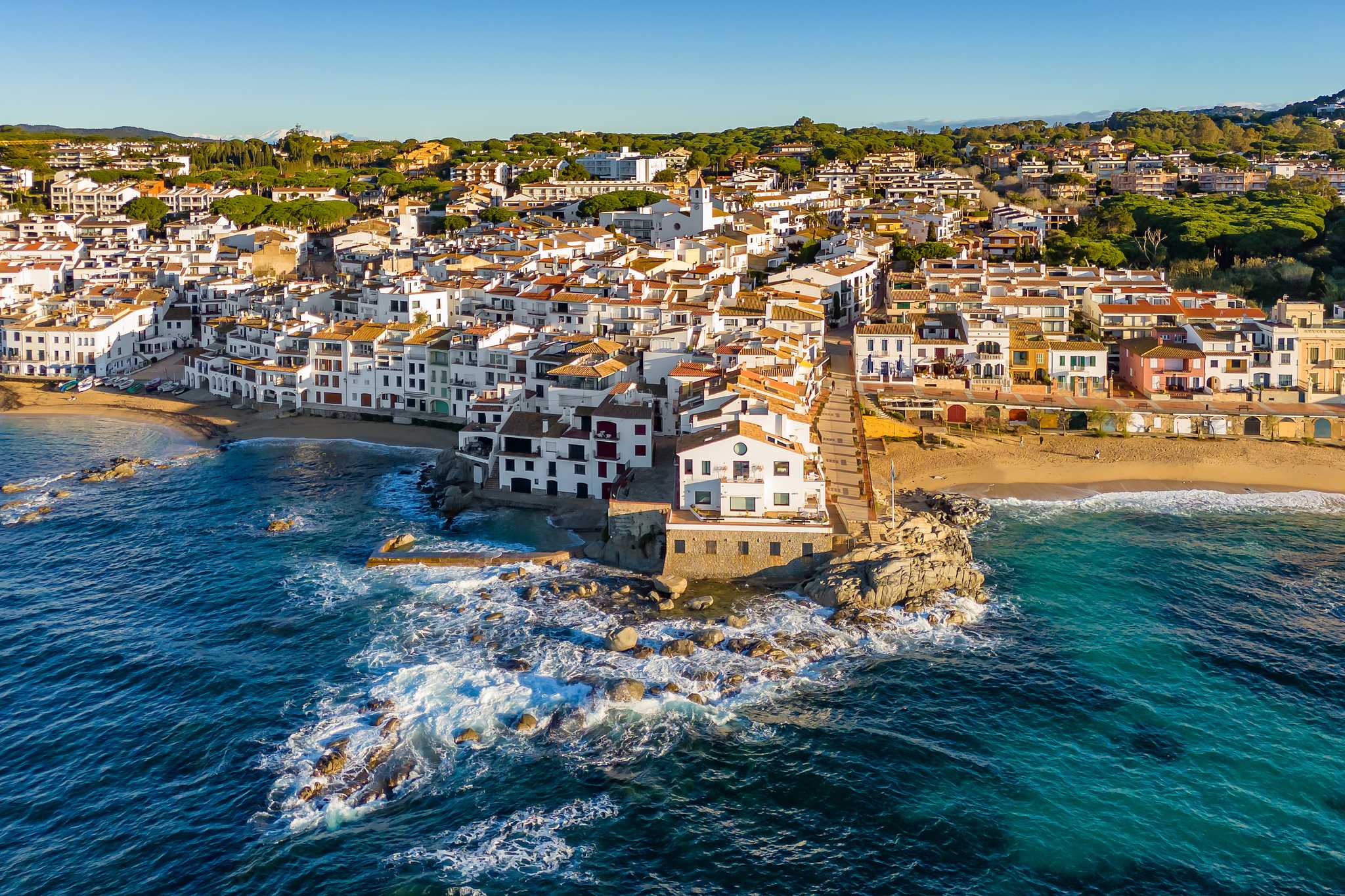 Private car transfer services in Calella de Palafrugell - scenic view on Calella de Palafrugell in Spain