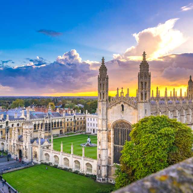 LHR Airport to Cambridge and the Hertfordshire Zoo: Day trip