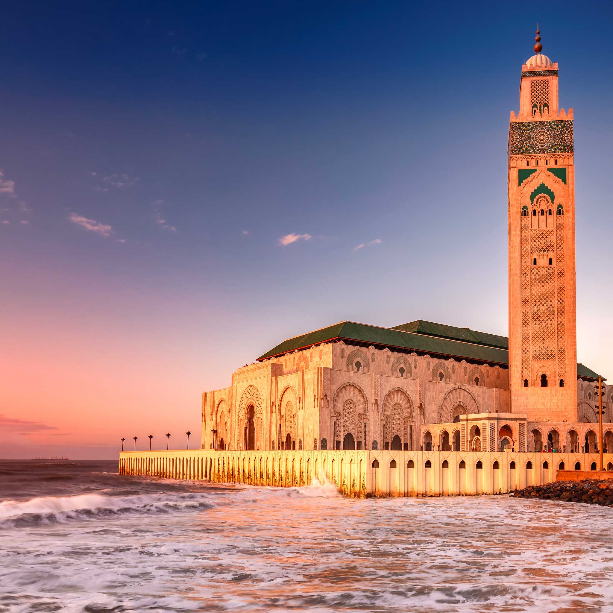 Private car transfers in Morocco from Casablanca