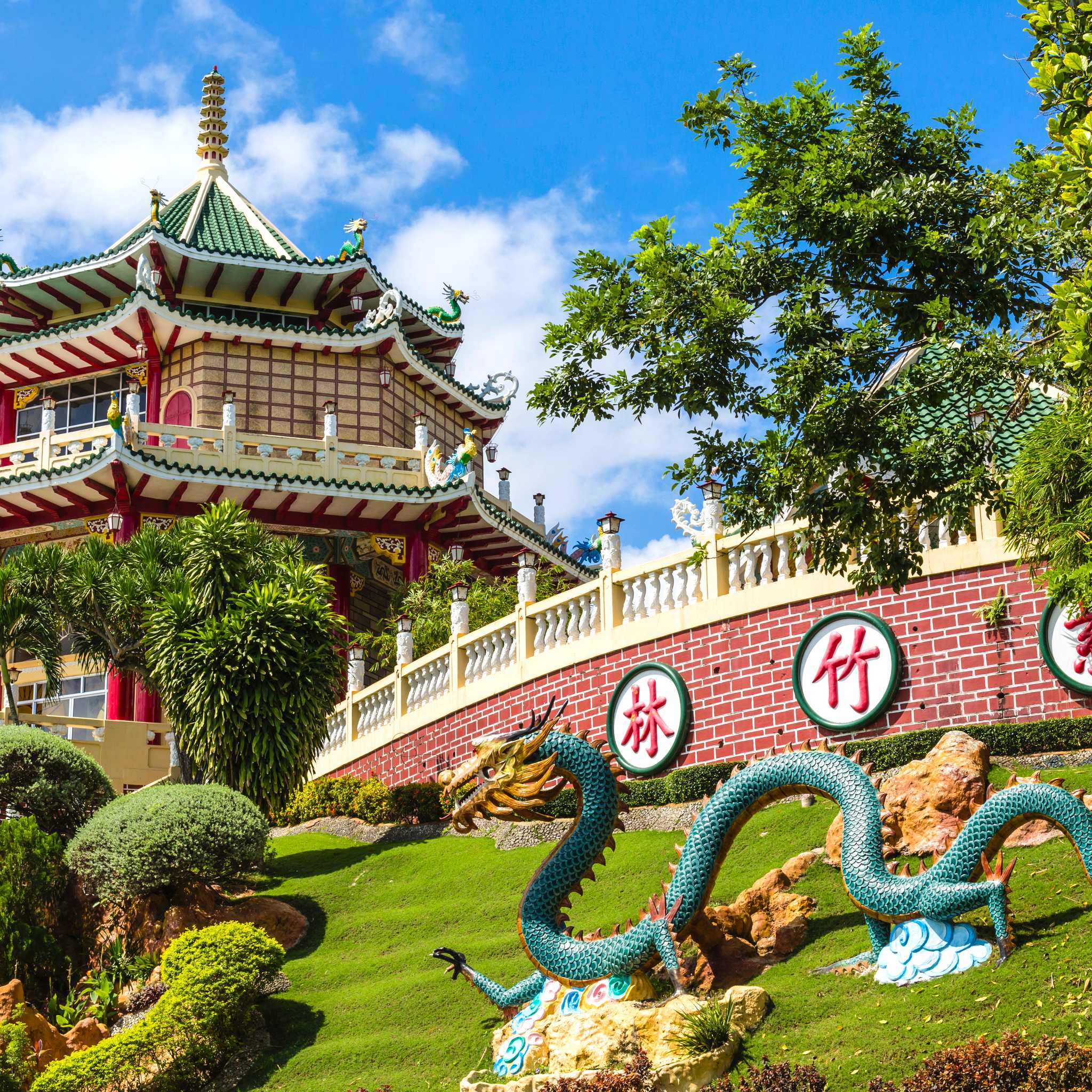 Private car transfers in Philippines from Cebu City