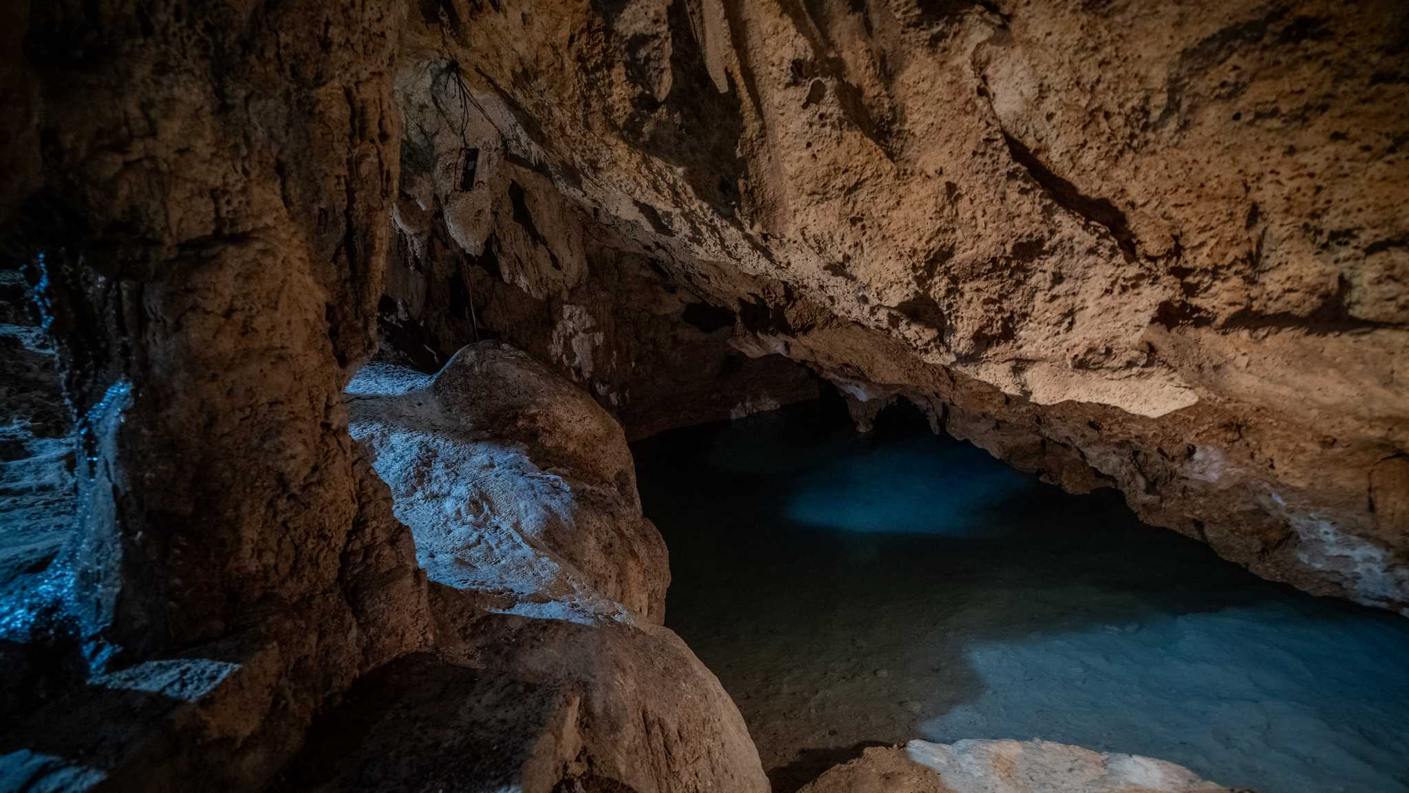 Arrêt de l'itinéraire à Cenote Chaak Tun lors d'une excursion privée d'une journée depuis Puerto Aventuras