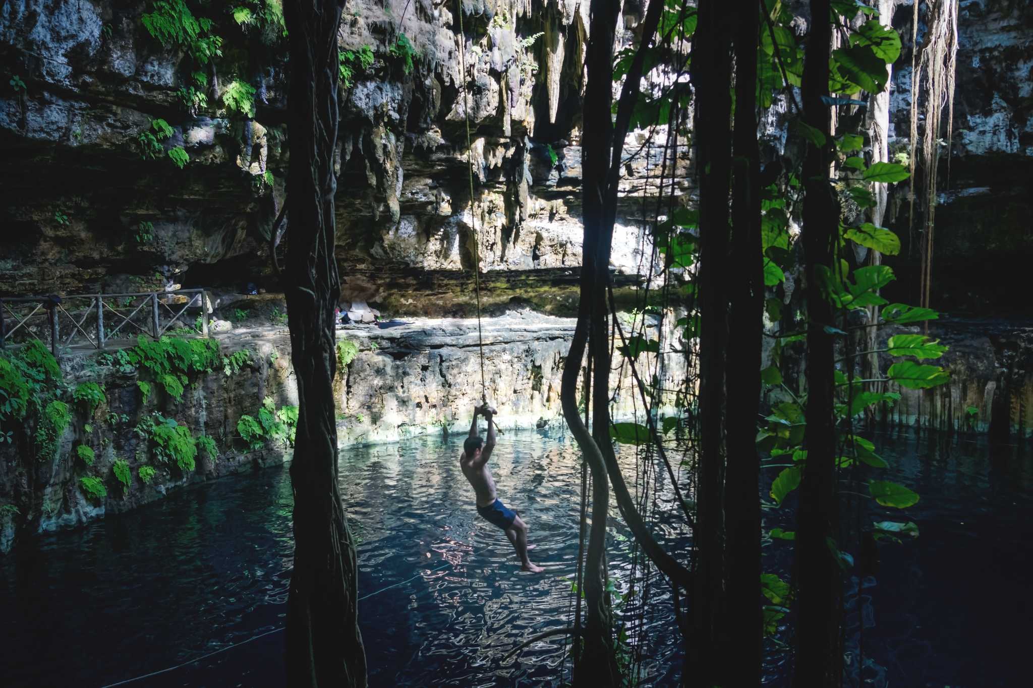 Reiseroute Stop in Cenote San Lorenzo Oxman auf privatem Tagesausflug von Cancun