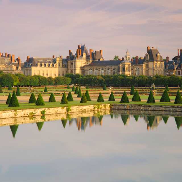 CDG Airport to Fontainebleau and Barbizon: Private day trip