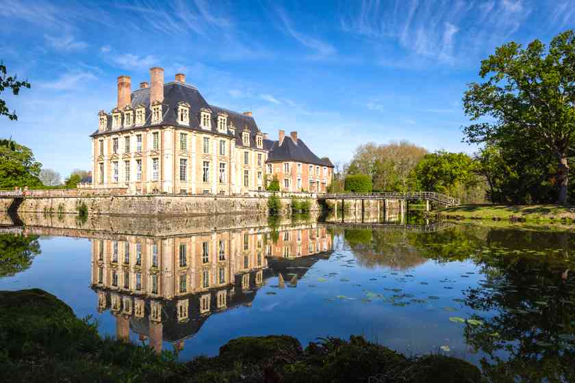 Discover location header image