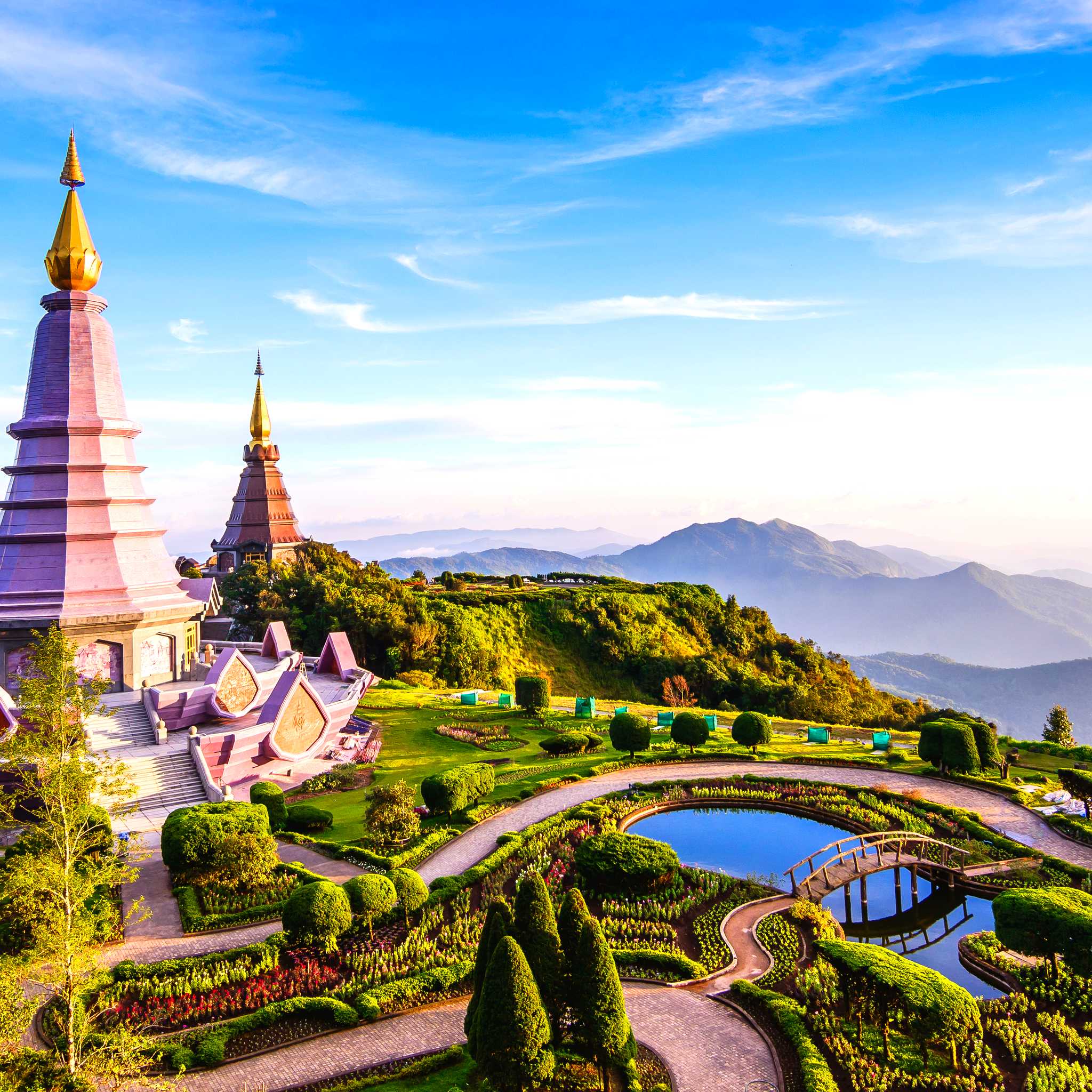 Private car transfers in Thailand from Chiang Mai