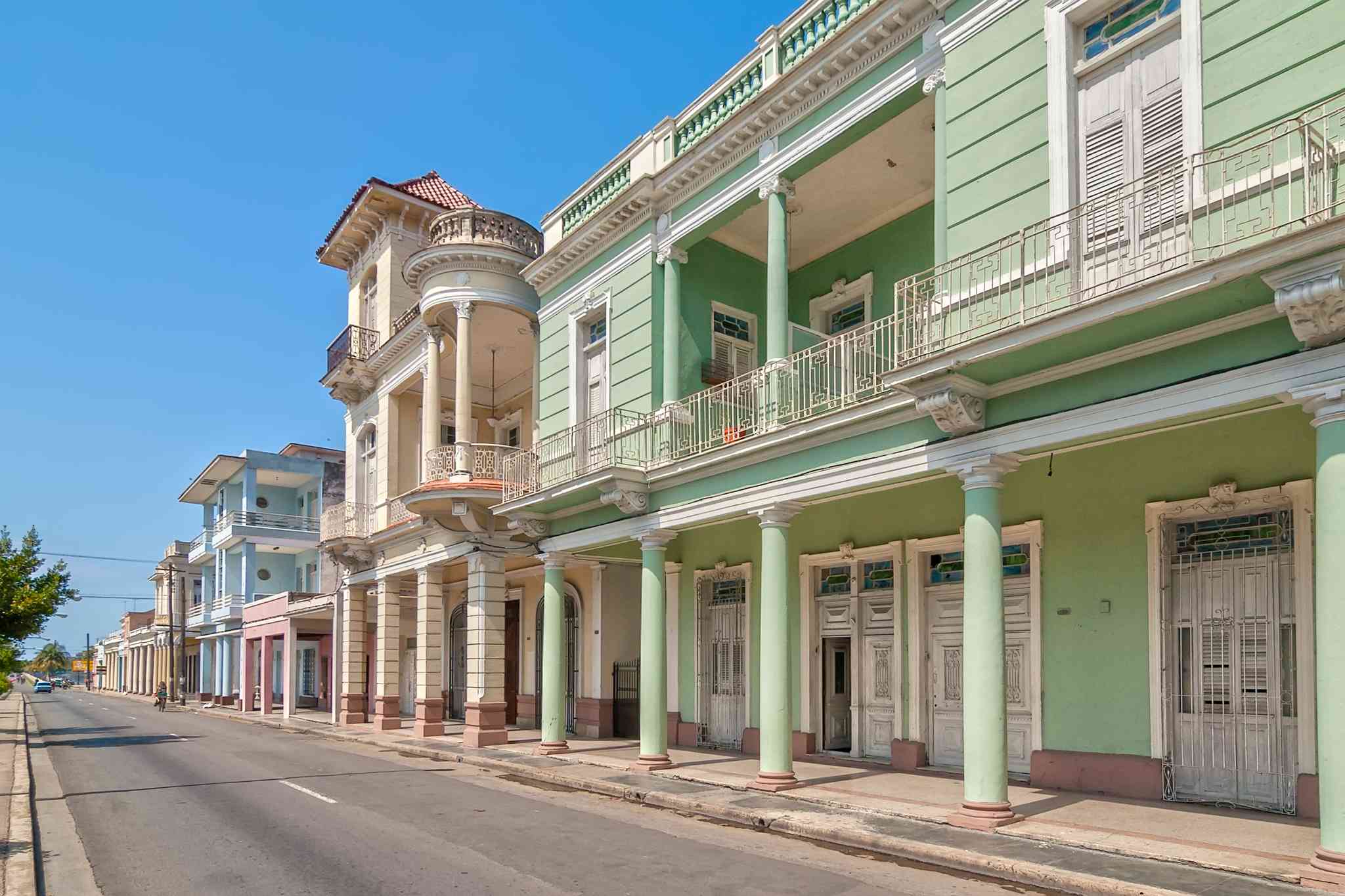 Scenic view of Cienfuegos - private day trip from Havana - photo 2
