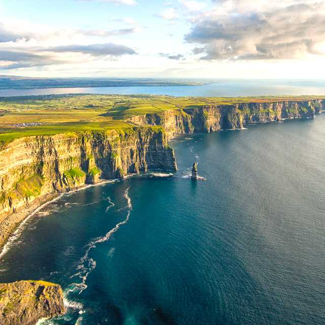 Dublin to Cliffs of Moher: Private day trip