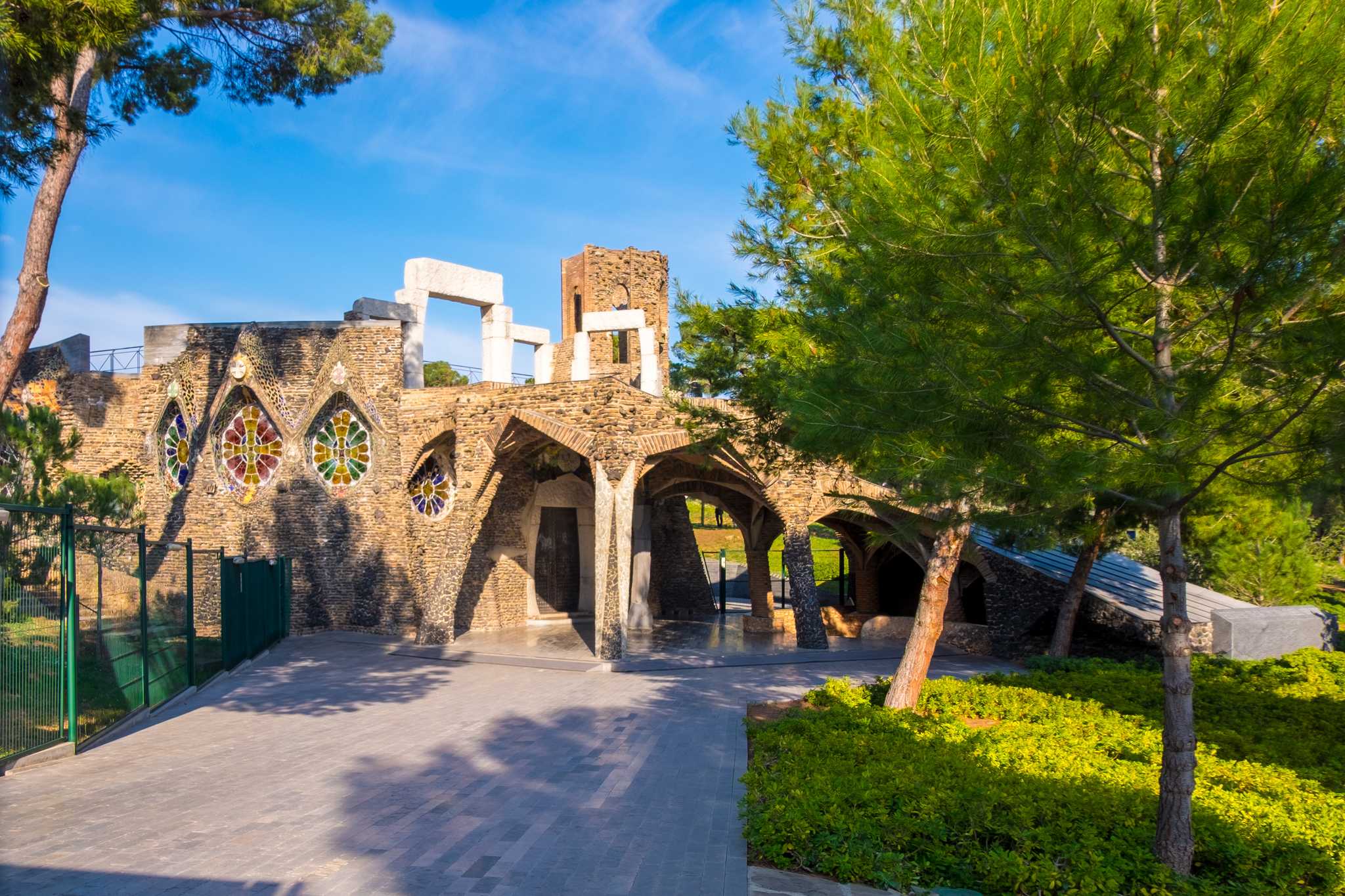 Colonia Guell Crypt
