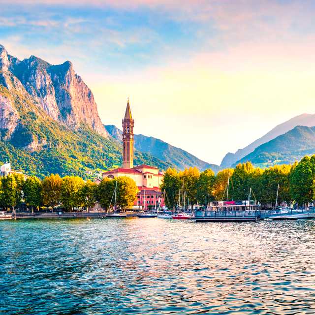 Turin to Milan and Como City: Private day trip