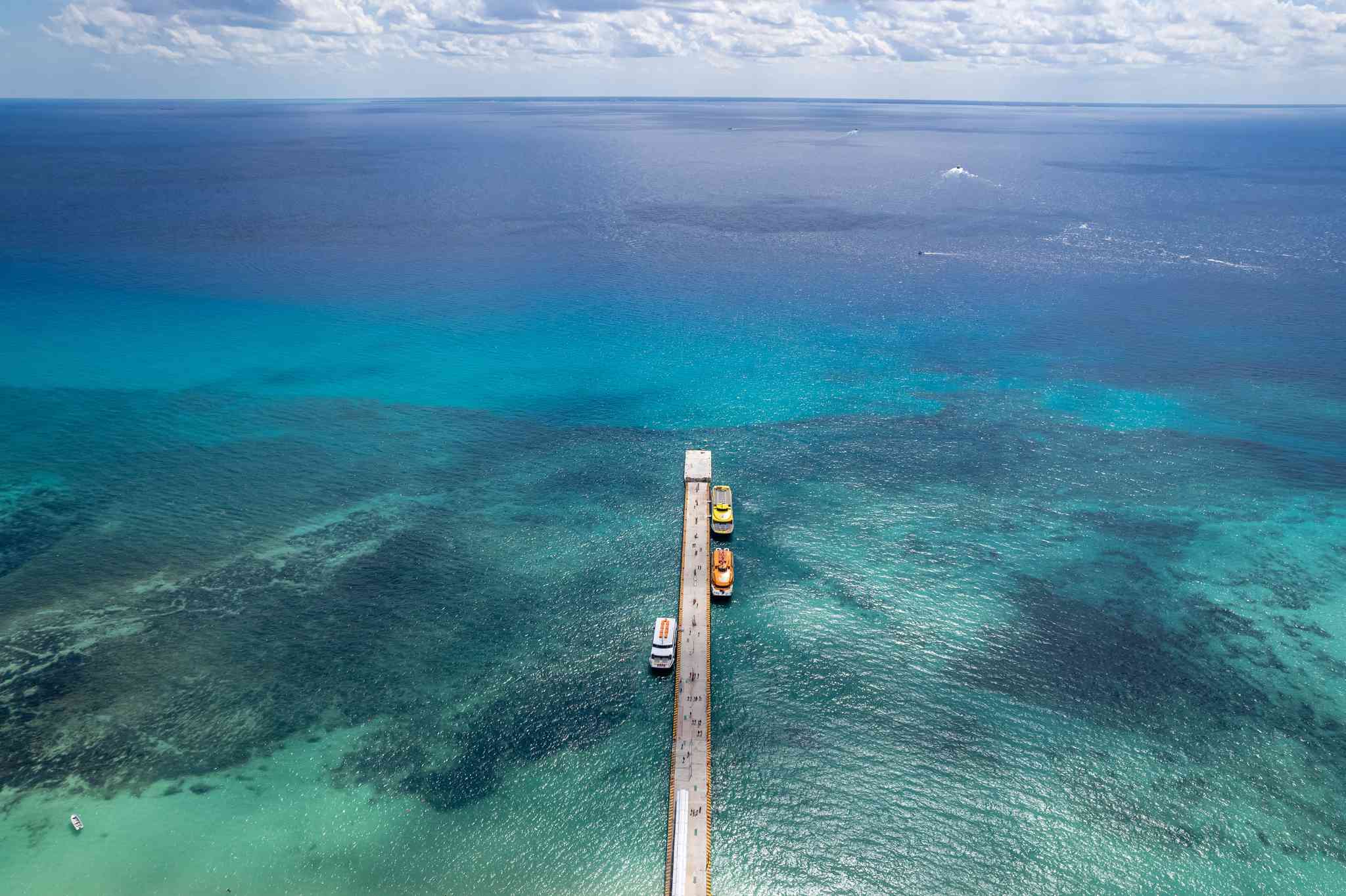 Scenic view of Cozumel ferry dock - private day trip from Tulum airport - photo 3