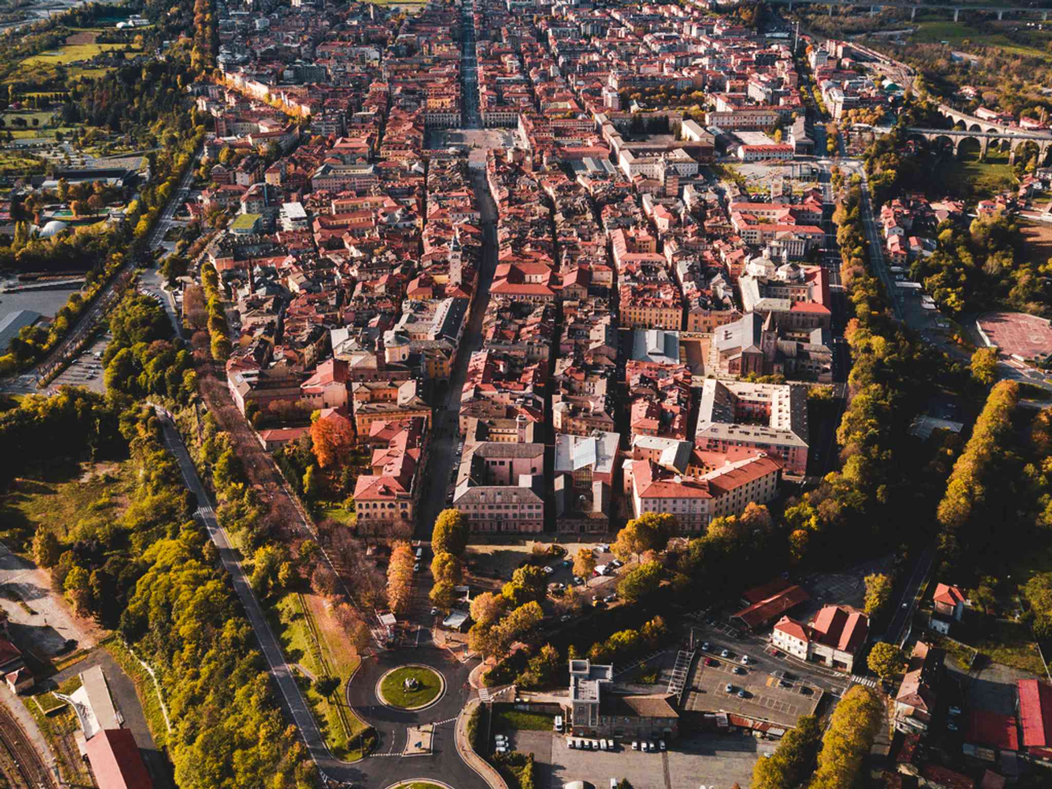 Vista cênica de Cuneo - excursão particular de um dia de Florença - foto 2