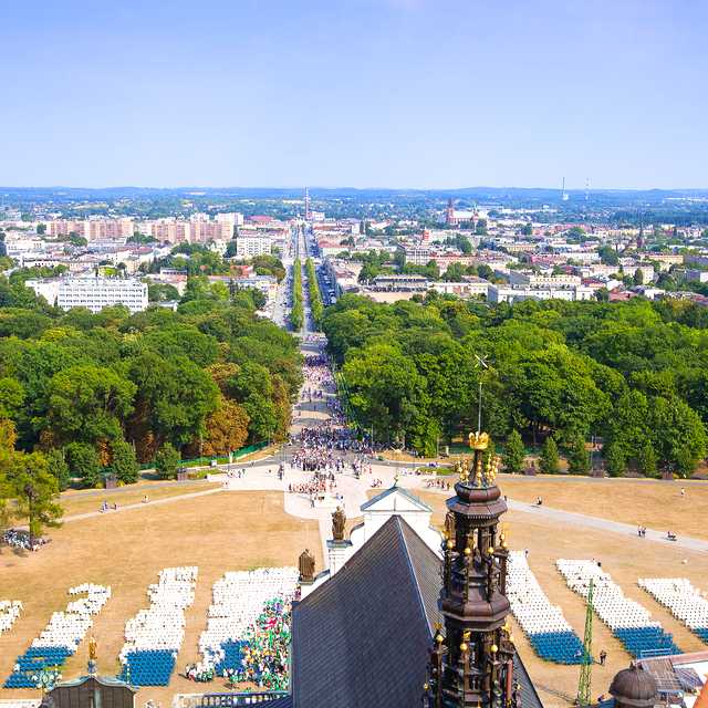 Warsaw to Czestochowa and Krakow: Private day trip