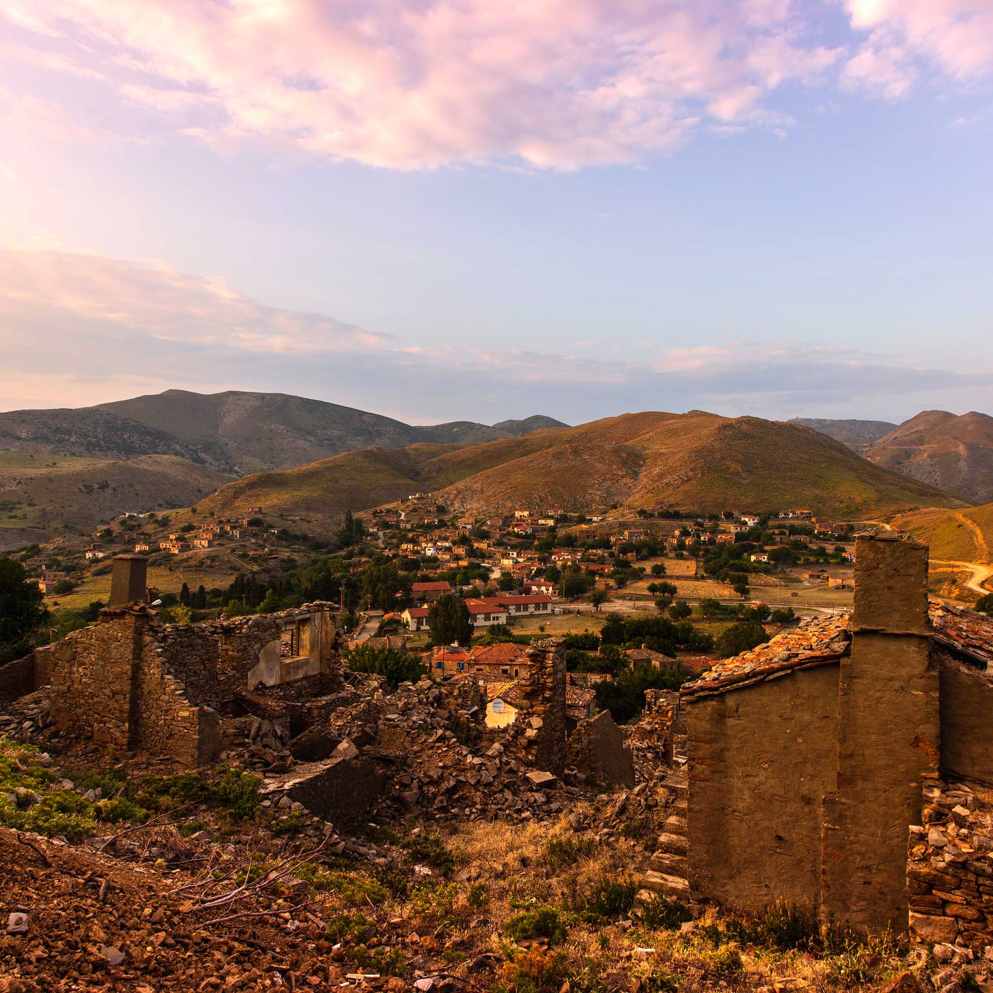 Derekoy Border Crossing