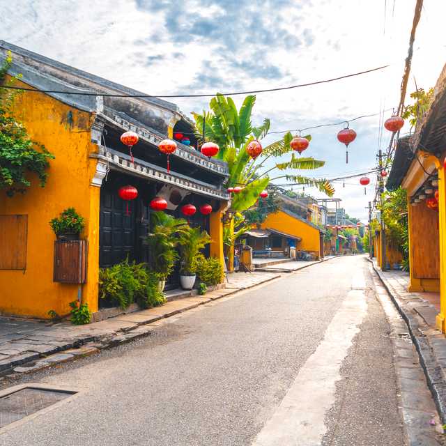 Hue to Dong Ha and Lao Bao: Private day trip