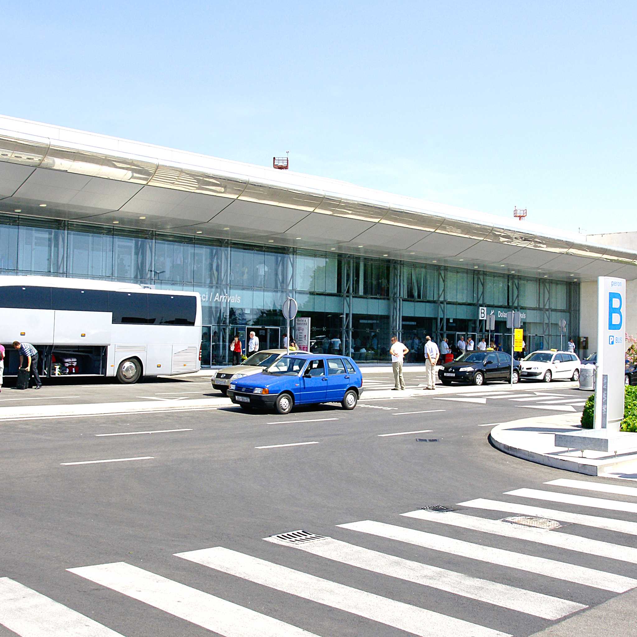 Private car transfers in Croatia from Dubrovnik Airport