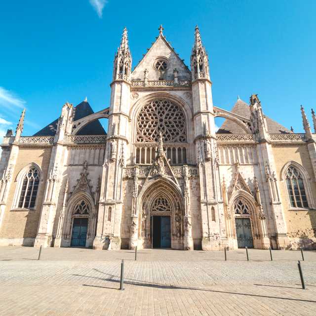 Bruges to Dunkirk: Private day trip